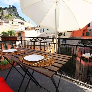 Diara, La Casa A Colori Con Terrazzo Apartment Vernazza
