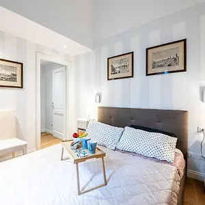 Elegante Casa Ai Piedi Di Piazzale Michelangelo Apartment